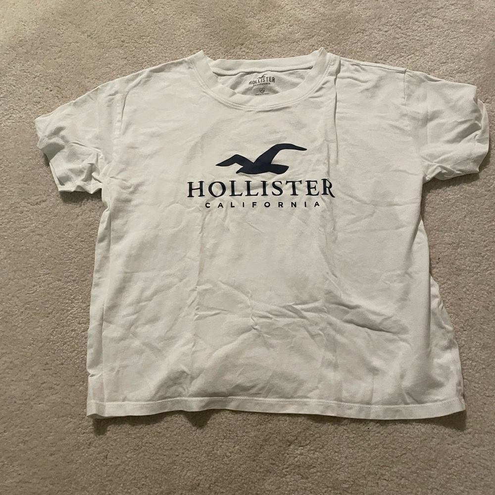 Hollister white tee